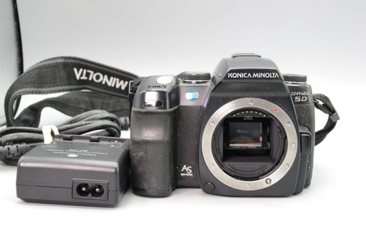 Konica Minolta Dynax 5D DSLR Camera – 6.1MP – With Charger & Battery – VGC
