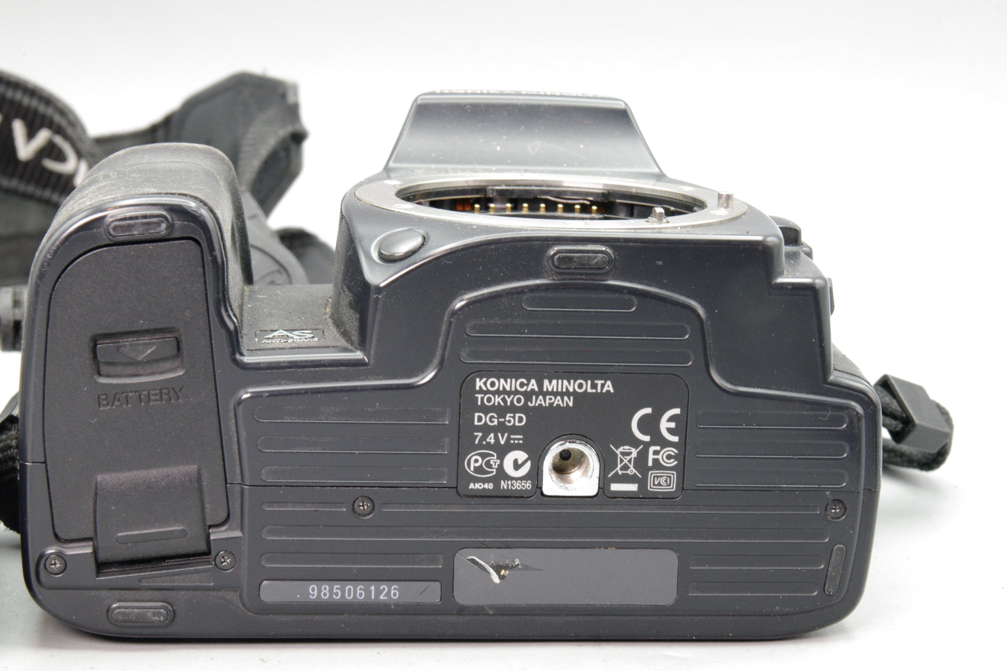 Konica Minolta Dynax 5D DSLR Camera – 6.1MP – With Charger & Battery – VGC
