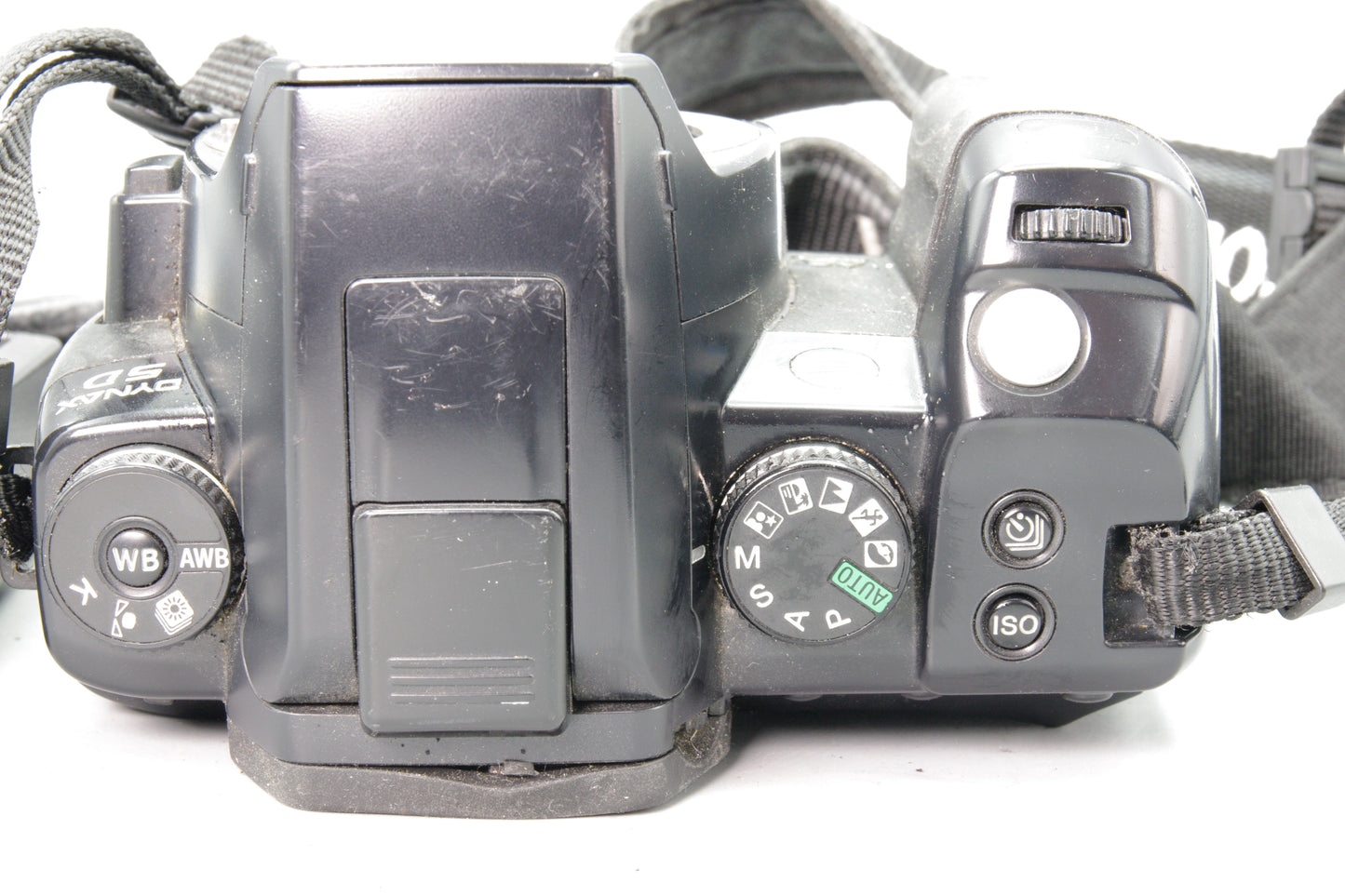 Konica Minolta Dynax 5D DSLR Camera – 6.1MP – With Charger & Battery – VGC