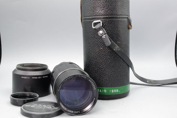 Asahi Super‑Takumar 200mm f/4 Lens – M42 Mount – Case & Hood – Very Good