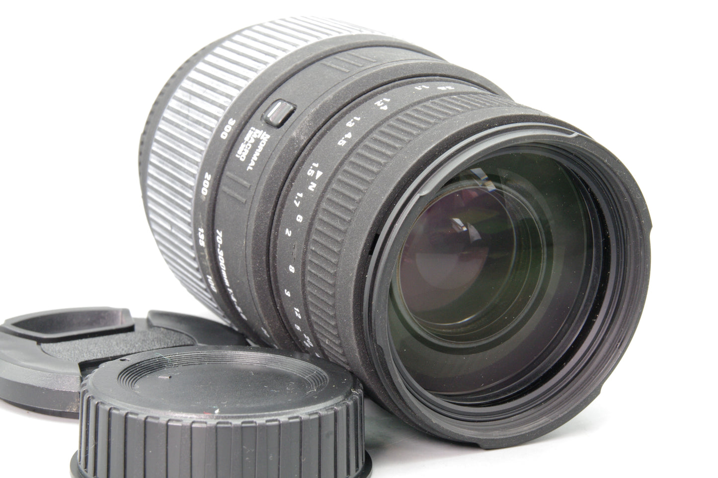 Sigma 70–300mm f/4–5.6 DG AF Zoom Lens – Nikon F Mount with Cap – Very Good