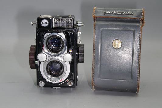 Yashica-44 LM TLR with 60mm F/3.5 Lens and Case