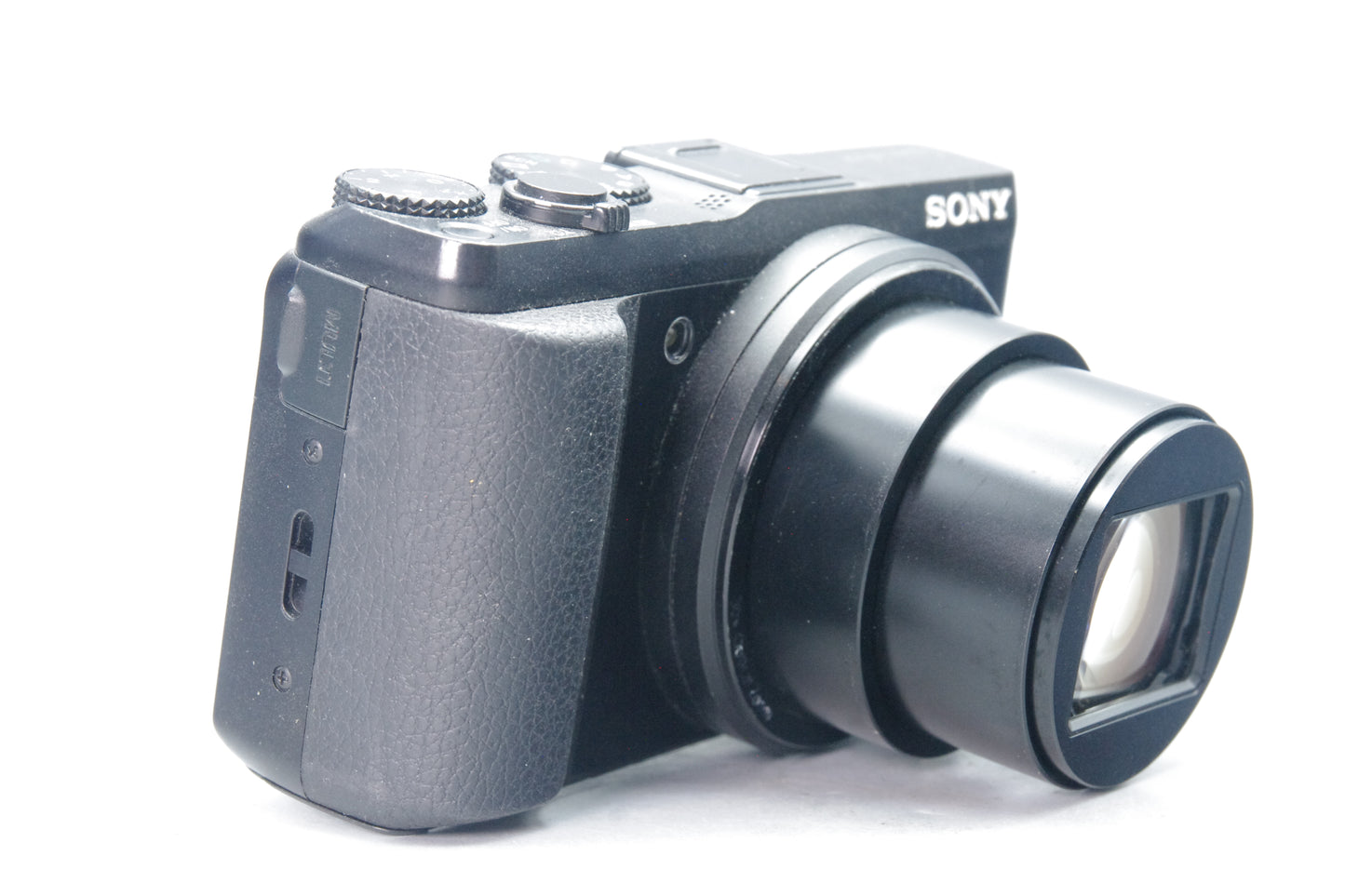 Sony Cybershot DSC-HX50 Compact Camera – 20MP 30x Zoom Wi-Fi Travel Zoom Digital