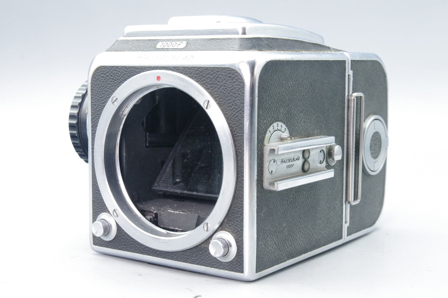 Hasselblad 1000F Camera – C16 Back – Waist Level Finder – Tested – VGC