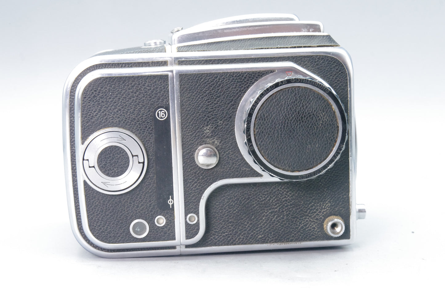 Hasselblad 1000F Camera – C16 Back – Waist Level Finder – Tested – VGC