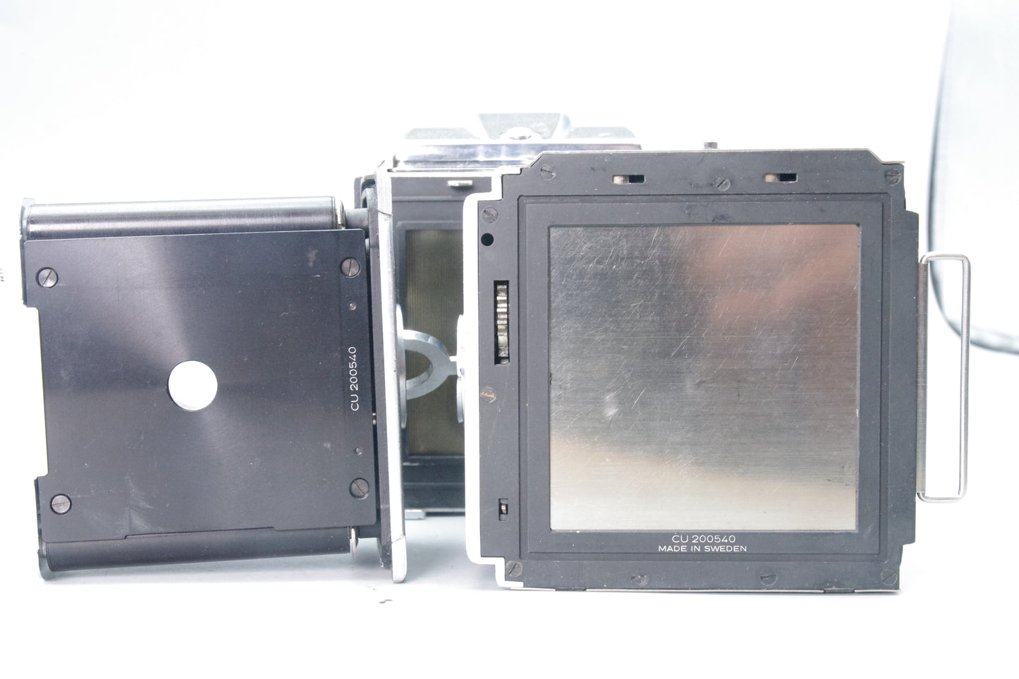 Hasselblad 1000F Camera – C16 Back – Waist Level Finder – Tested – VGC