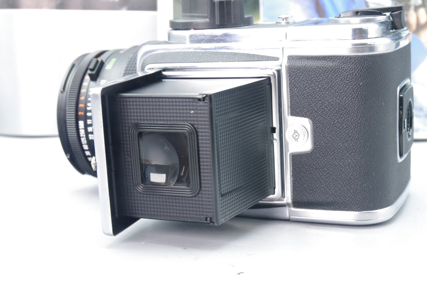 Hasselblad 500C/M Kit – Planar 80mm, A12 Matching Serials, WLF, Boxes – Near Mint