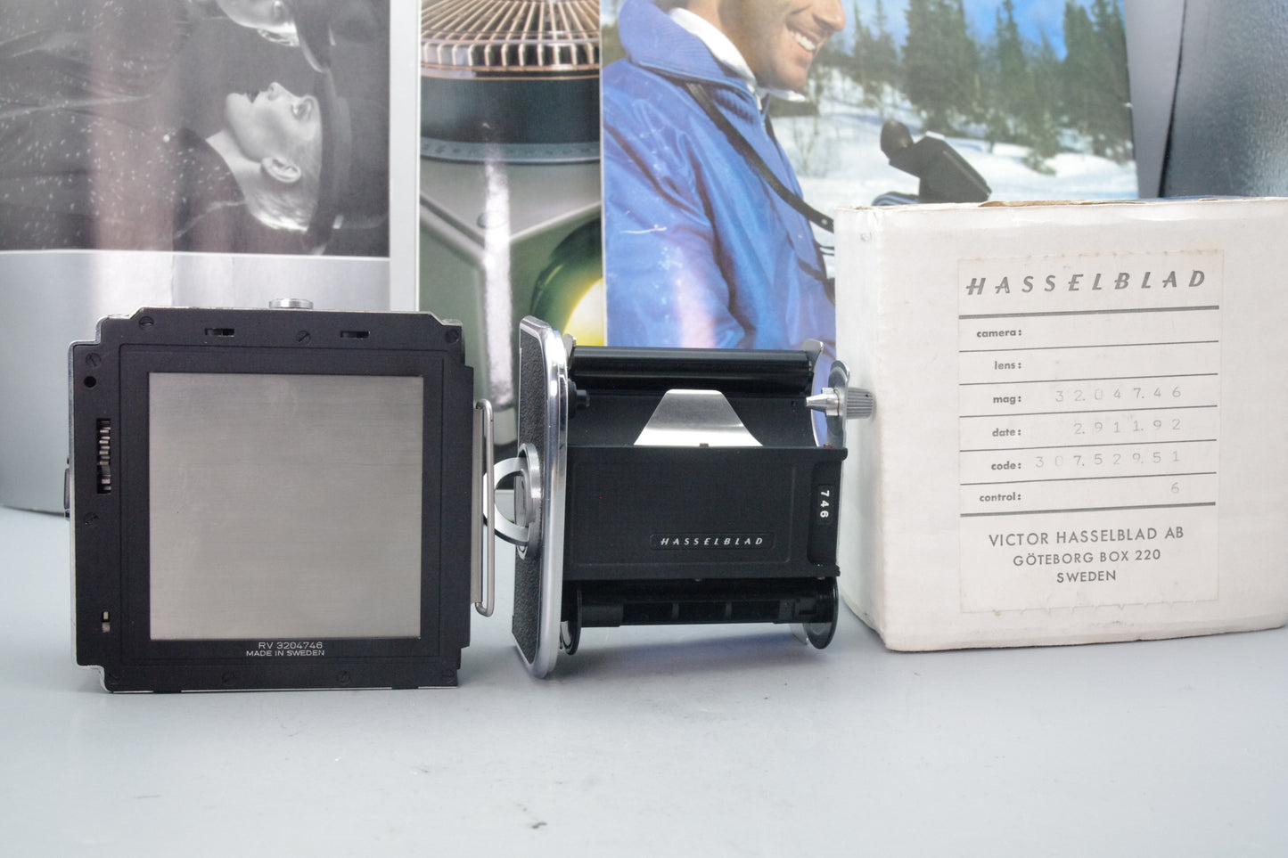 Hasselblad 500C/M Kit – Planar 80mm, A12 Matching Serials, WLF, Boxes – Near Mint