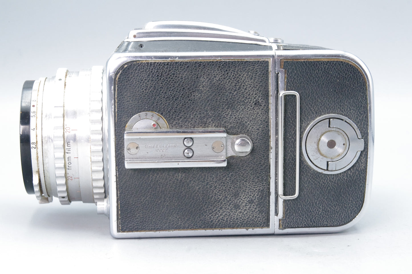 Hasselblad 1000F – C16 Back – WLF – Zeiss Opton 80mm f/2.8 Tessar – VGC