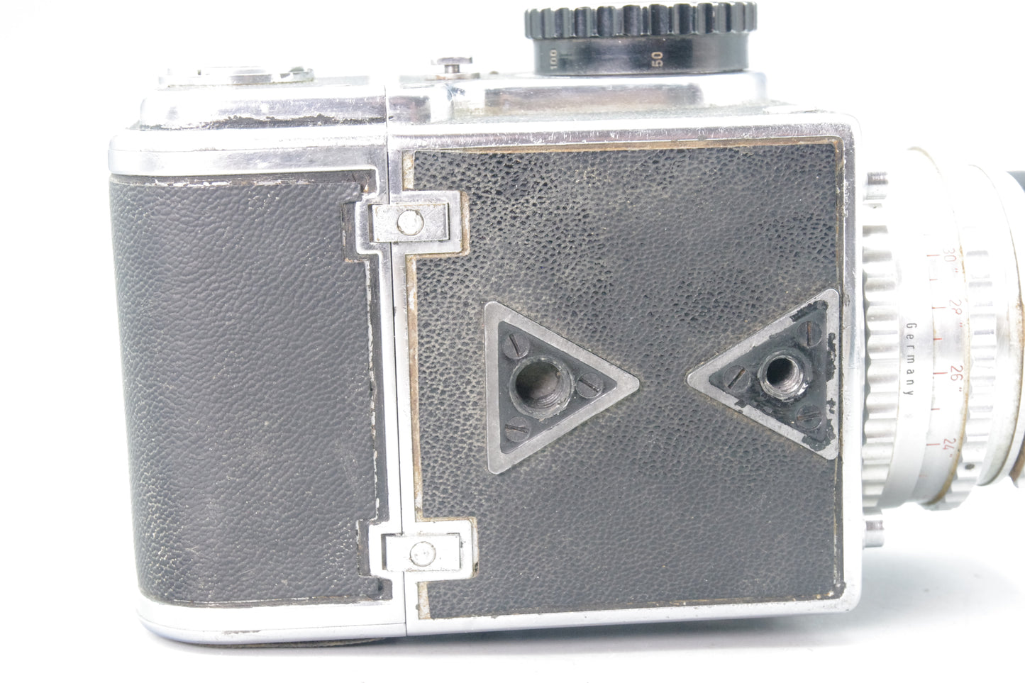 Hasselblad 1000F – C16 Back – WLF – Zeiss Opton 80mm f/2.8 Tessar – VGC