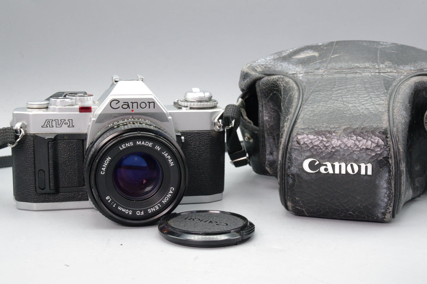 Canon AV-1 + FD 50mm f/1.8 Lens – Excellent Tested 35mm Film SLR + New Batteries
