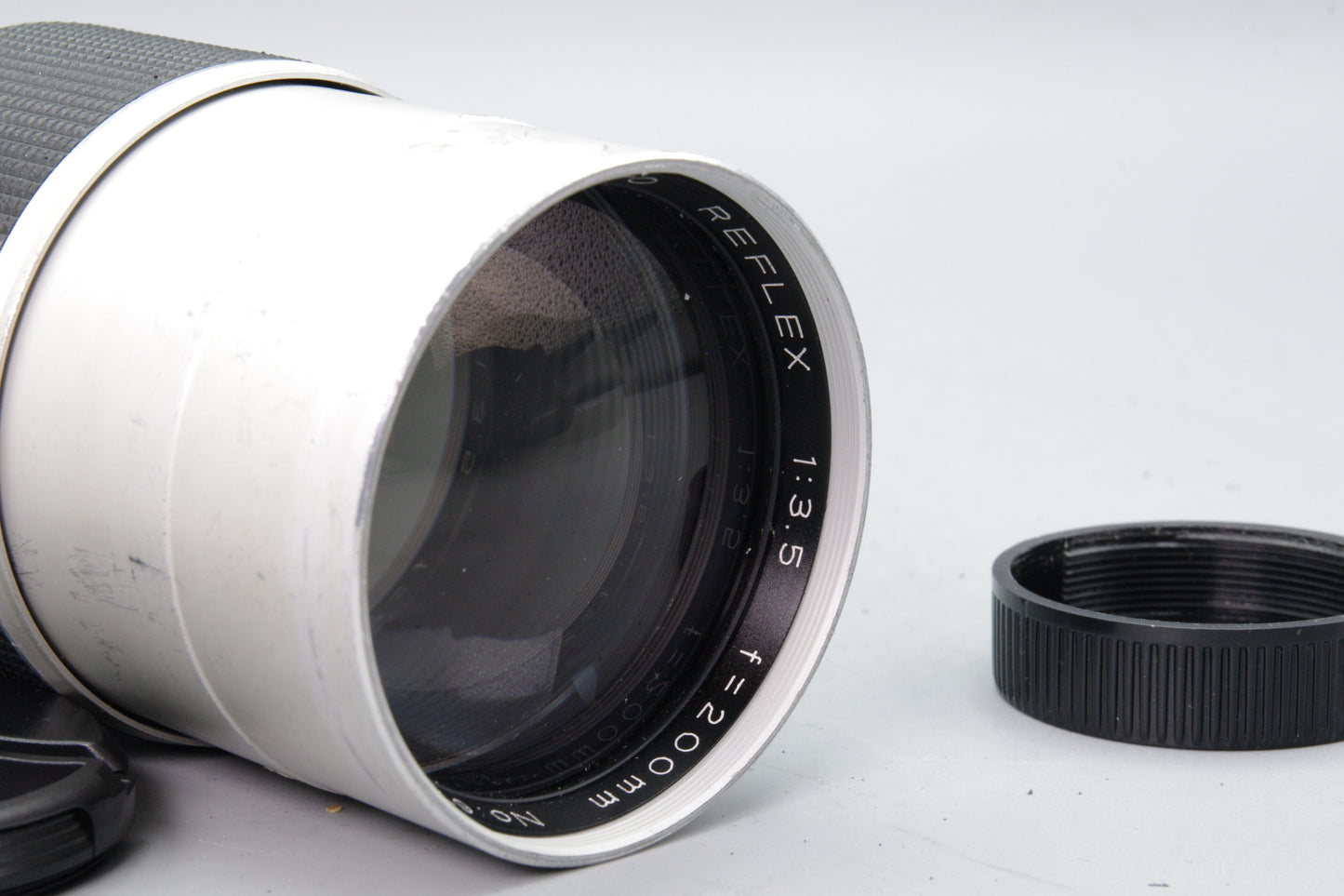 Prinzflex Auto Reflex 200mm f/4 Telephoto Lens – M42 Mount – Very Good