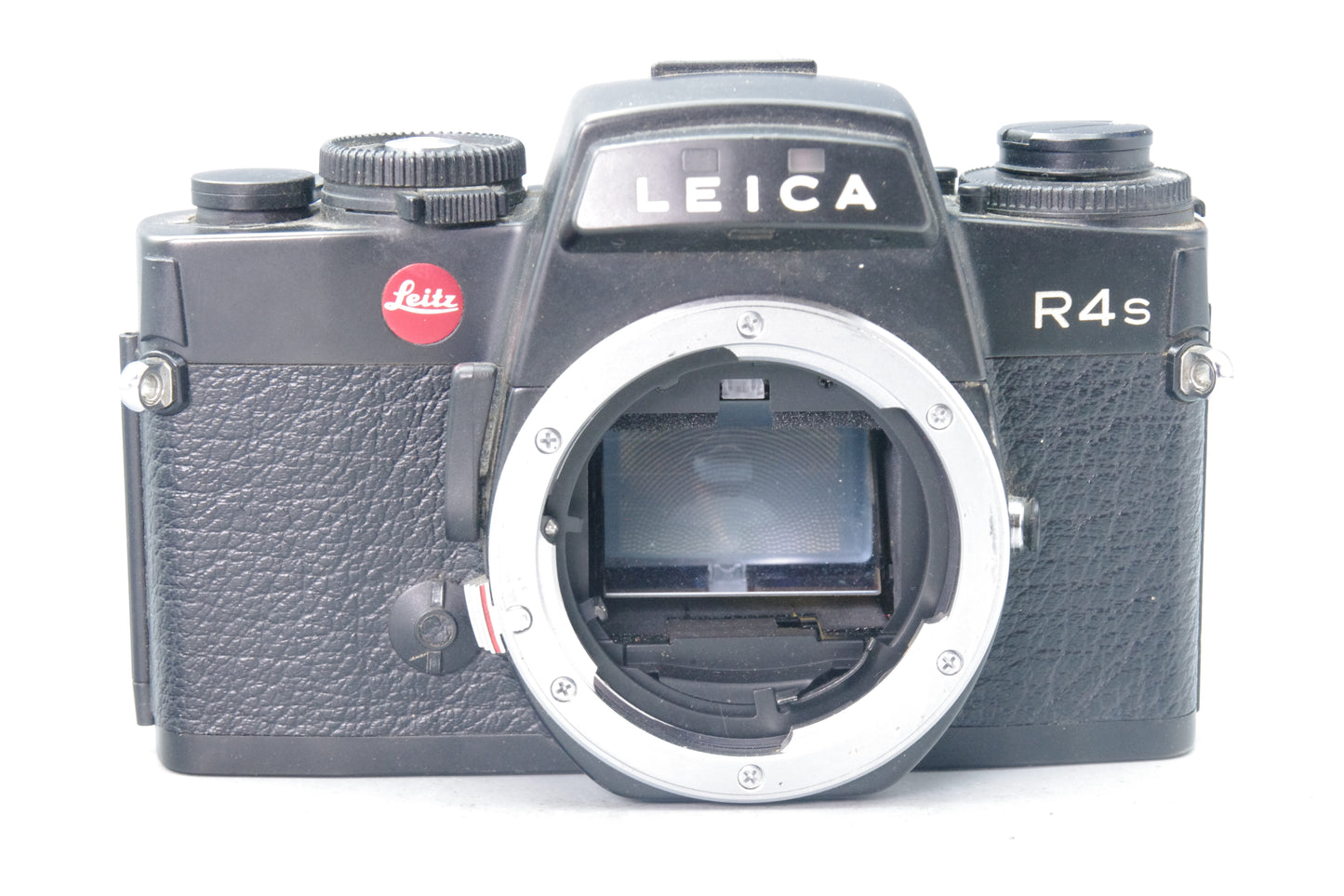 Leica R4s 35mm SLR Camera Body – Spares or Repair – Shutter Working at 1/100 & B