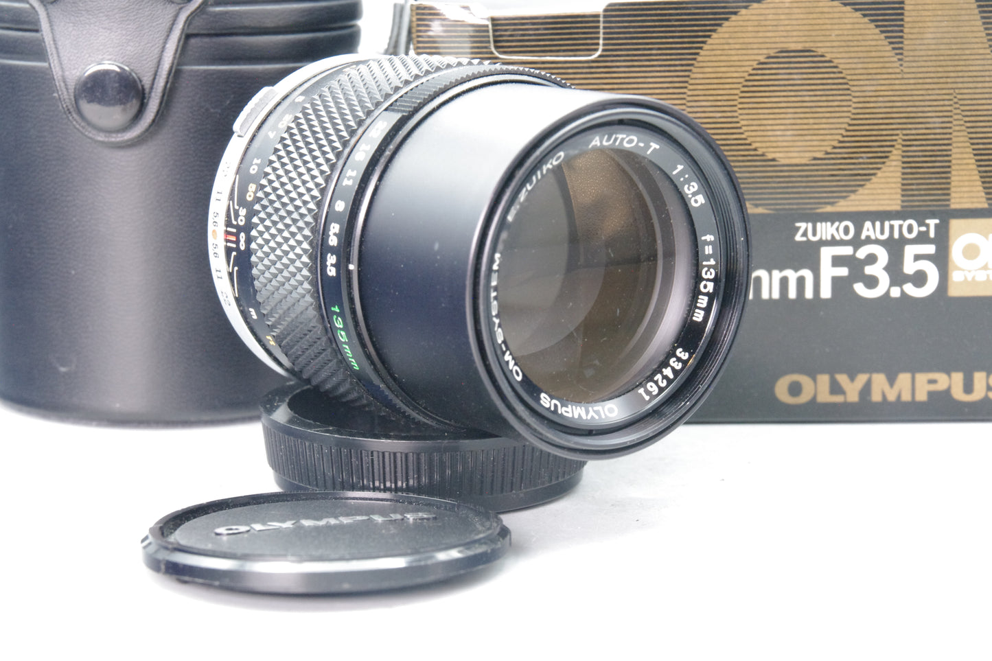 Olympus E.Zuiko 135mm f/3.5 Lens – OM Mount – Excellent Condition – Case &amp; Box