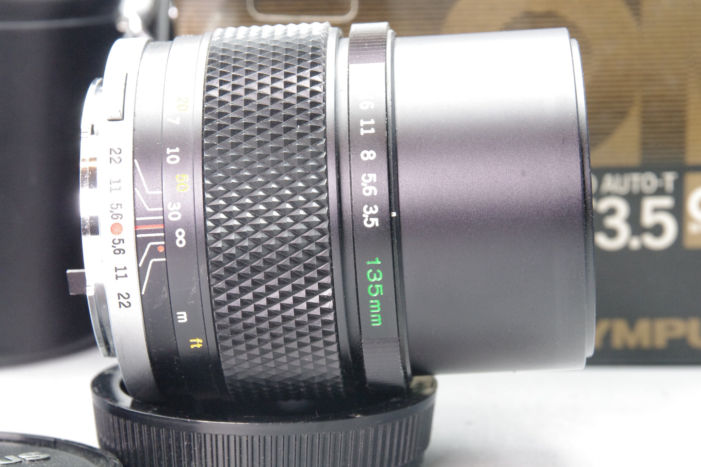 Olympus E.Zuiko 135mm f/3.5 Lens – OM Mount – Excellent Condition – Case &amp; Box