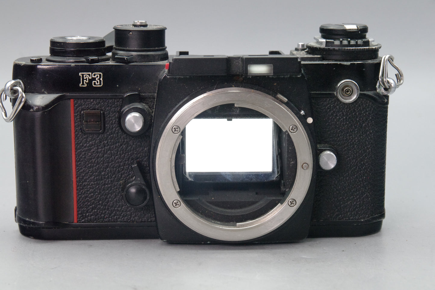 Nikon F3 35mm Film Camera Body – Spares or Repair – Shutter Jammed