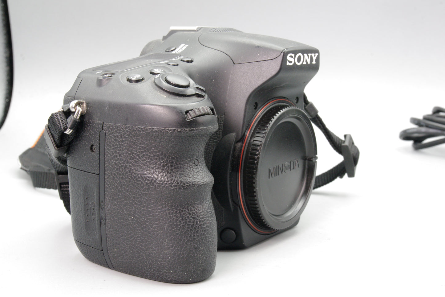 Sony Alpha A68 DSLR Camera Body – 24MP – Excellent – S/C 7490 – Tested