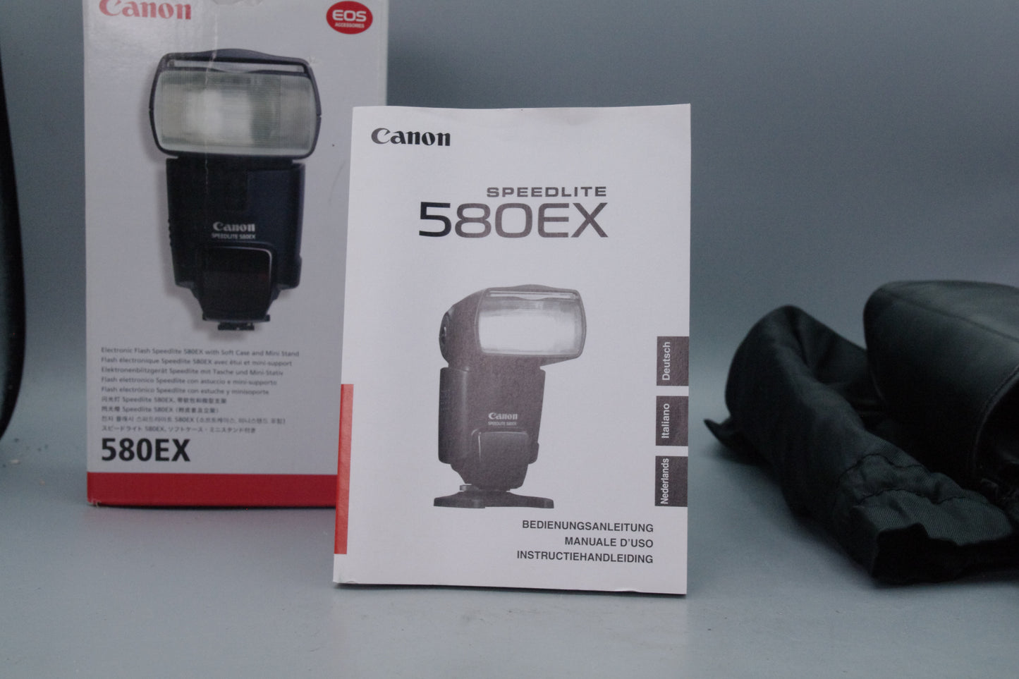 Canon Speedlite 580EX Flash – Tested – With Case, Stand & Original Box – EXC