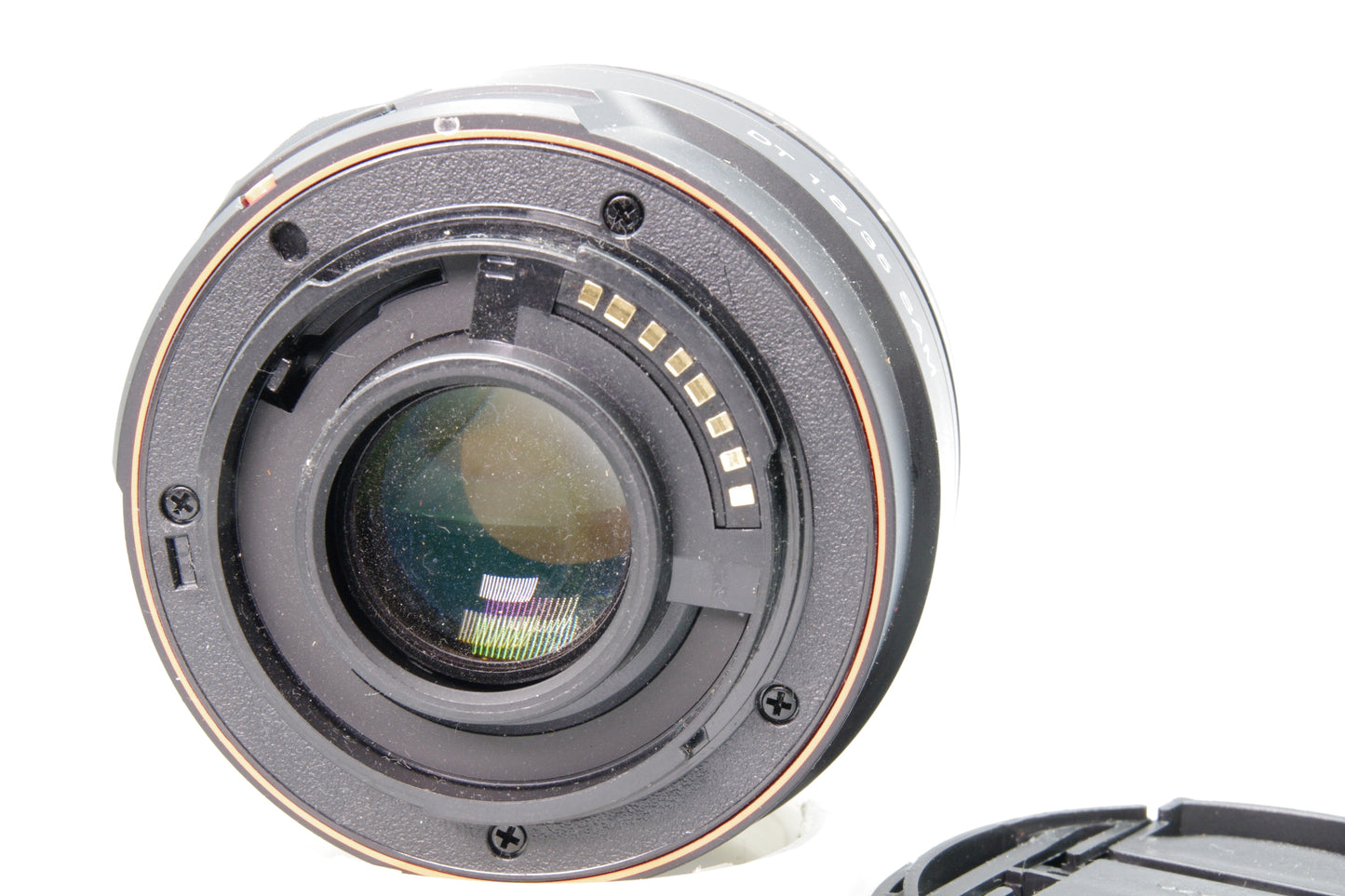 Sony 35mm F/1.8 DT SAM