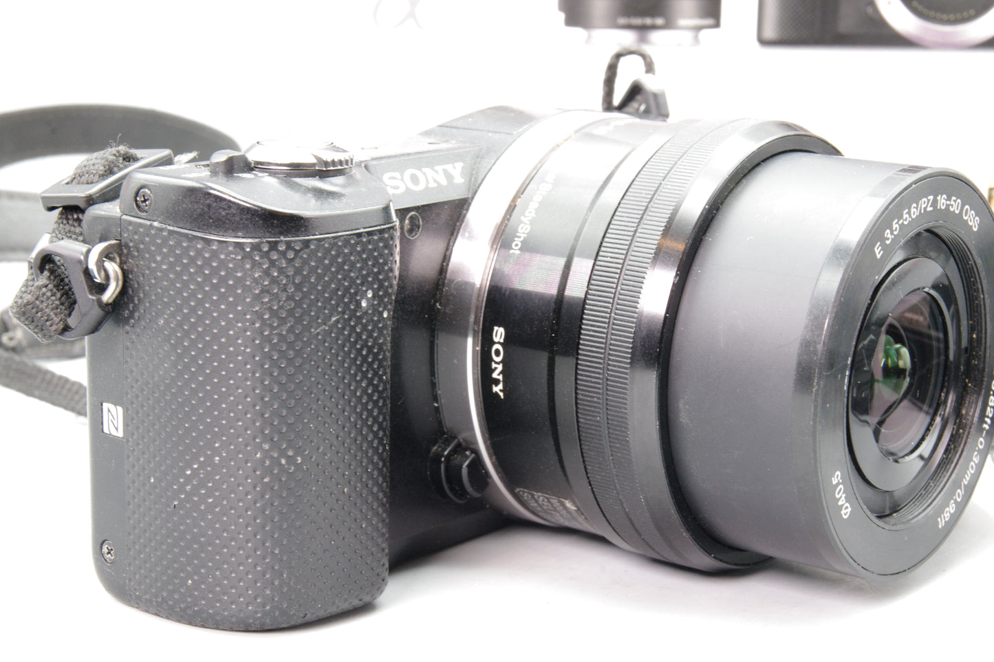 Sony A5000 with 16–50mm Lens – Boxed – S/C 2939 – Mirrorless Camera