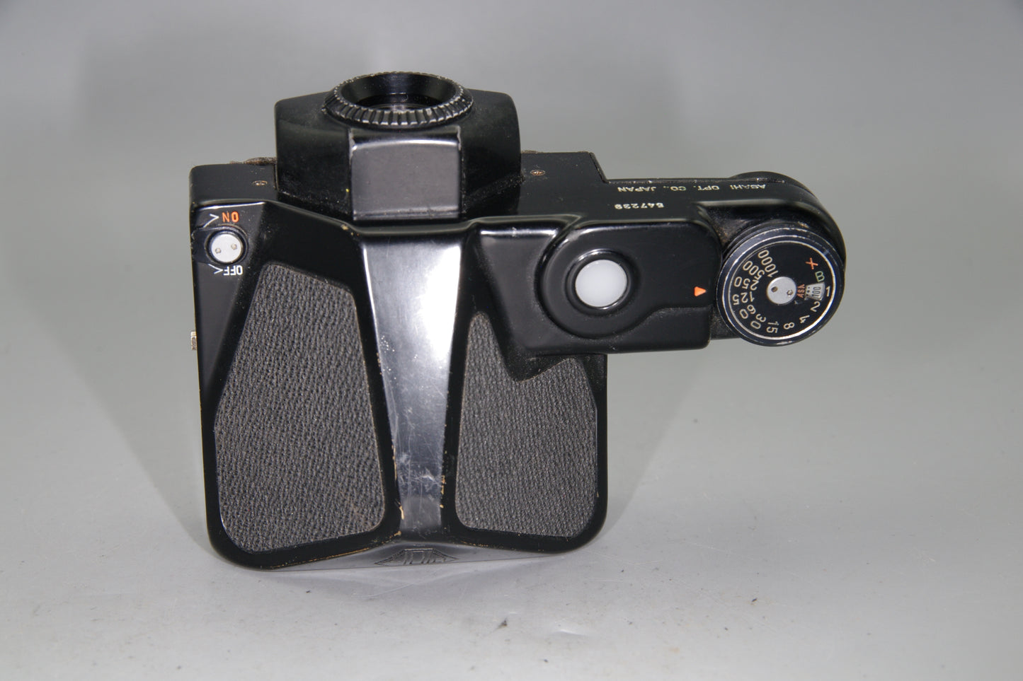 Pentax 67 TTL Viewfinder with Shutter Dial Ring
