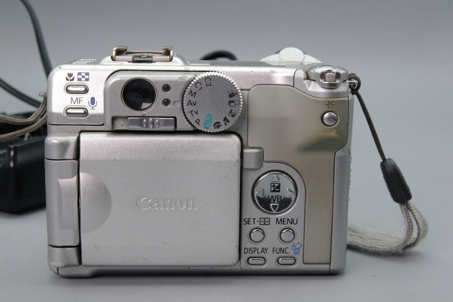 Canon PowerShot G6 Digital Camera – 7.1MP – Tested – Charger Included VGC