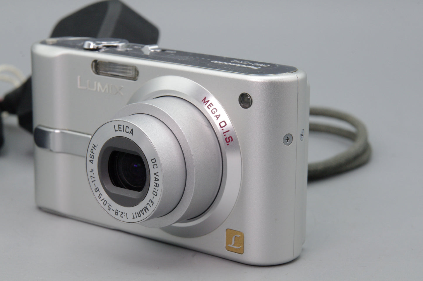Panasonic Lumix DMC‑FX12 Digital Camera – Boxed – 7.2MP – Silver – Excellent