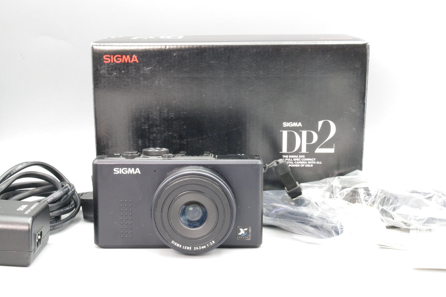 Sigma DP2 Digital Camera – Boxed – Foveon Sensor – Charger Included VGC