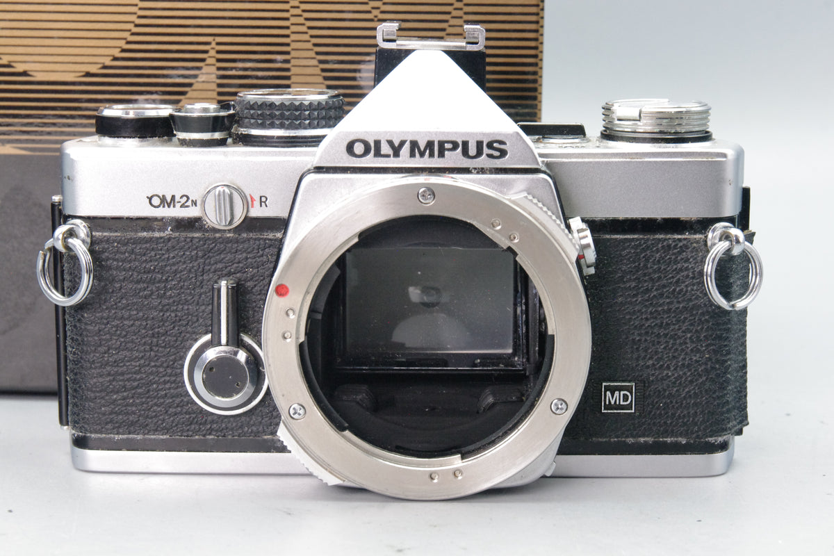 Olympus OM‑2N Chrome 35mm SLR Film Camera Body Only – Tested – Boxed