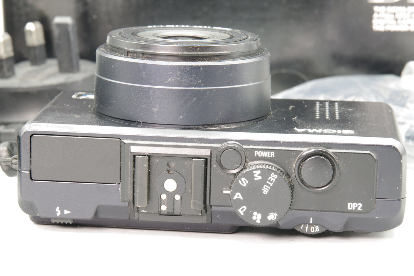Sigma DP2 Digital Camera – Boxed – Foveon Sensor – Charger Included VGC