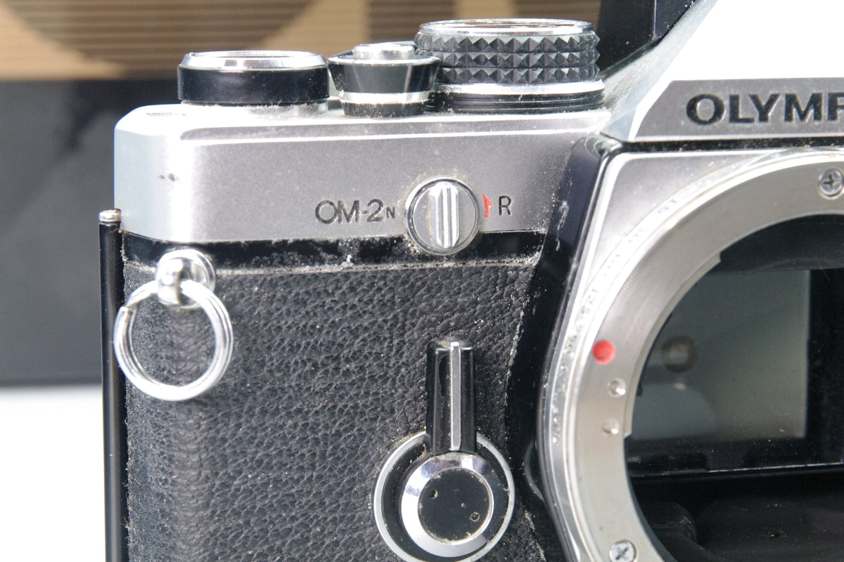 Olympus OM‑2N Chrome 35mm SLR Film Camera Body Only – Tested – Boxed