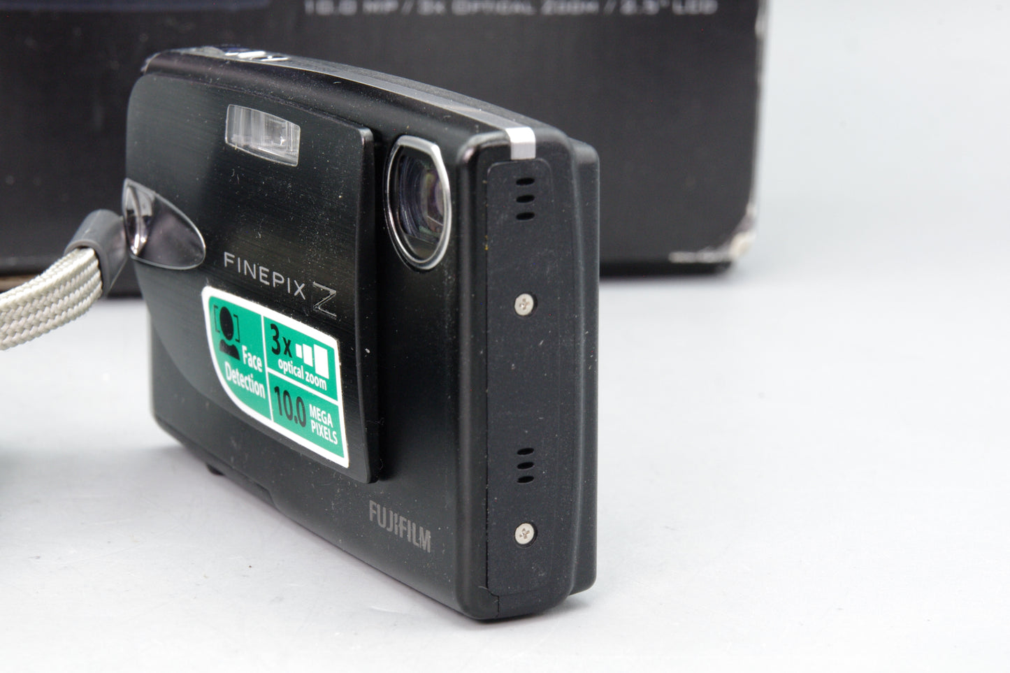 Fujifilm FinePix Z20fd Digital Camera – Boxed – 10MP – Charger Included VGC