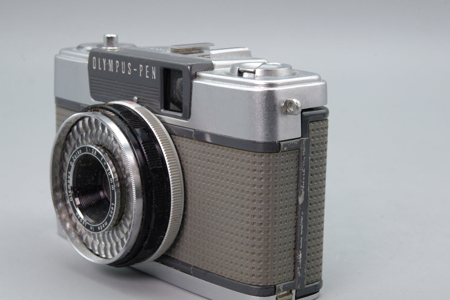Olympus PEN EES‑2 35mm Half‑Frame Film Camera – D.Zuiko 30mm Lens – VGC
