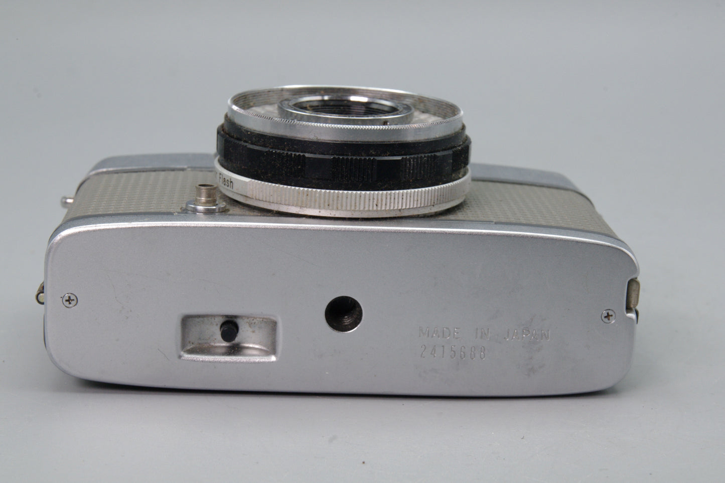 Olympus PEN EES‑2 35mm Half‑Frame Film Camera – D.Zuiko 30mm Lens – VGC