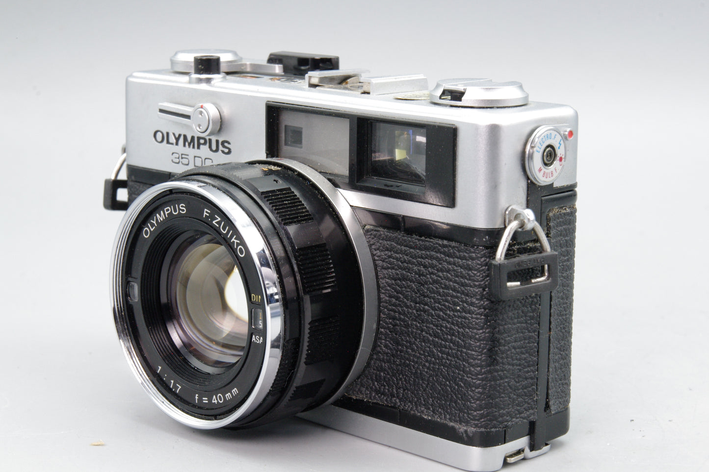 Olympus 35 DC 35mm Rangefinder Camera – f/1.7 Lens – Tested – Excellent