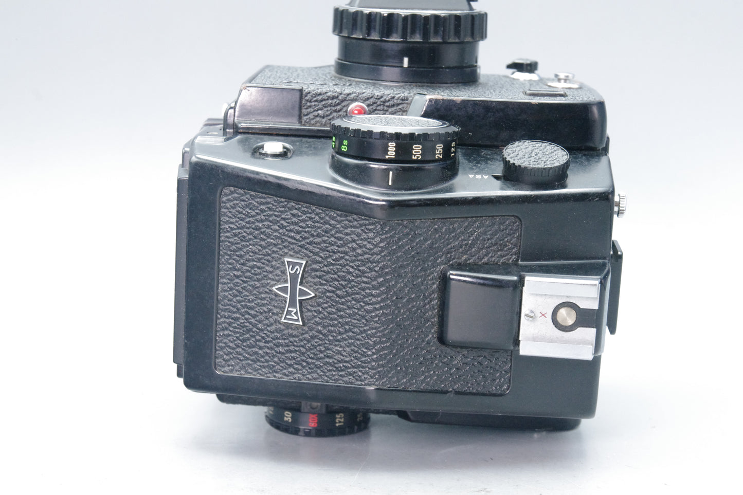 Mamiya M645J Medium Format Camera – Metered Finder Fault – Shutter Working