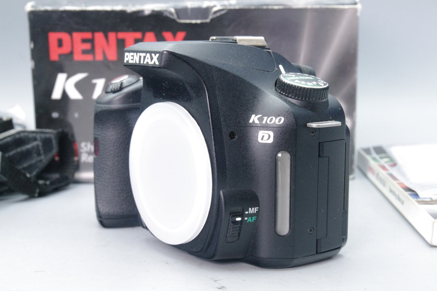 Pentax K100D 6.1MP DSLR Camera – Boxed – S/C 3050 – Excellent Condition