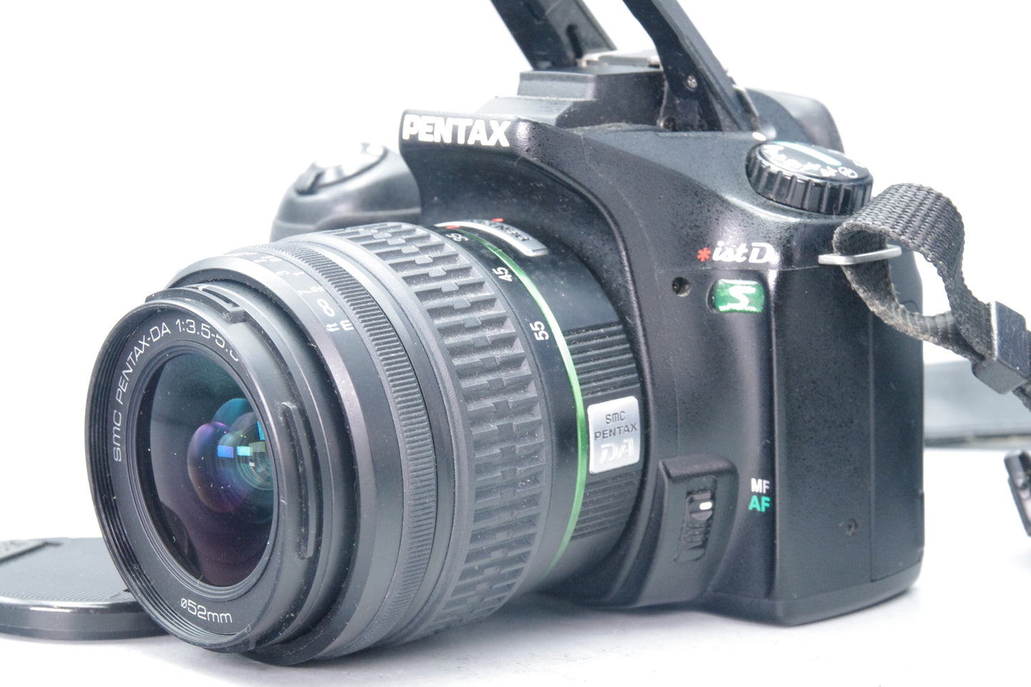 Pentax *istDS 6.1MP DSLR – Excellent – With 18–55mm Lens