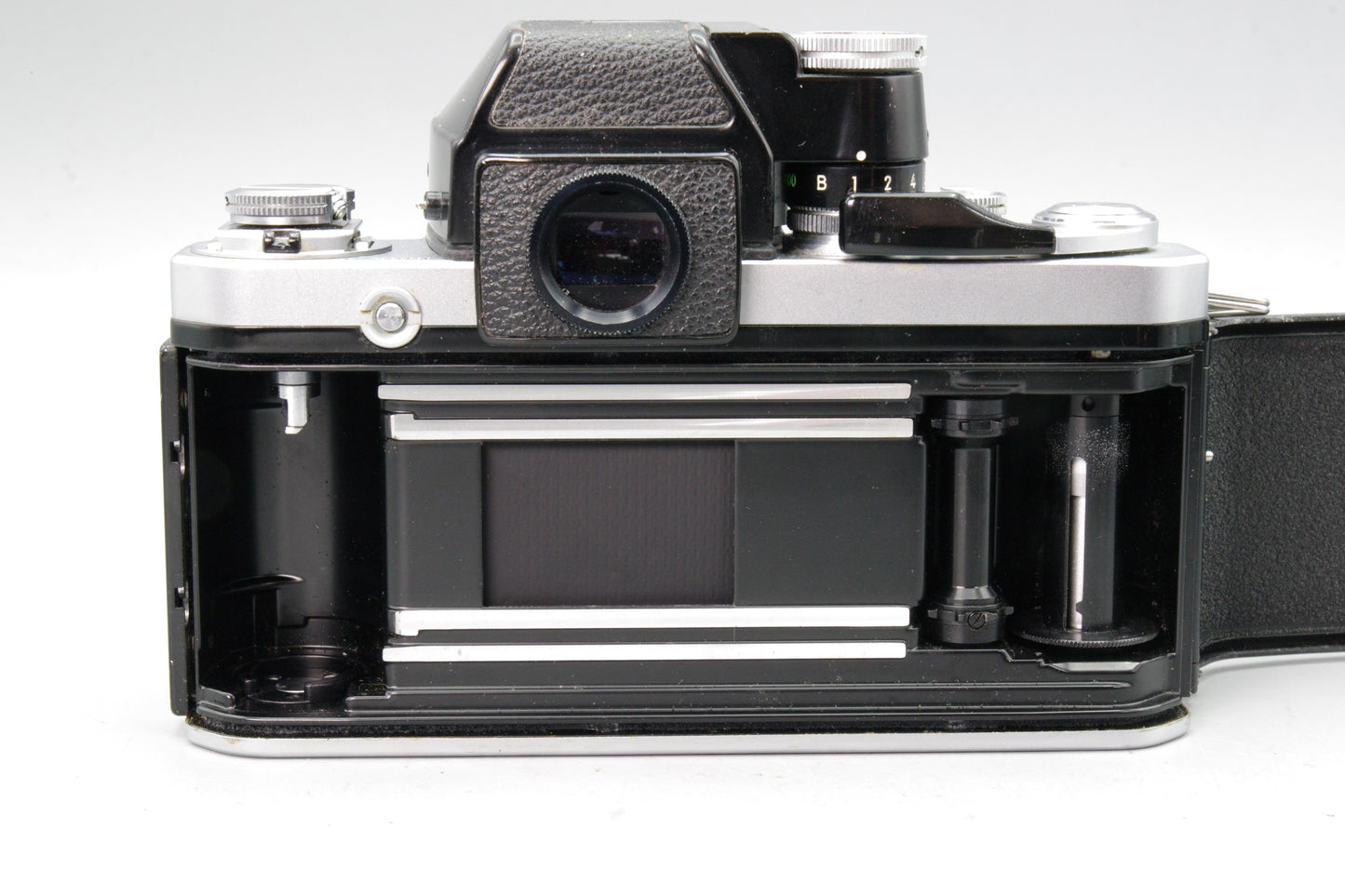 Nikon F2 Photomic Silver 35mm SLR + DP‑1 Finder – Classic Pro Body – Exc