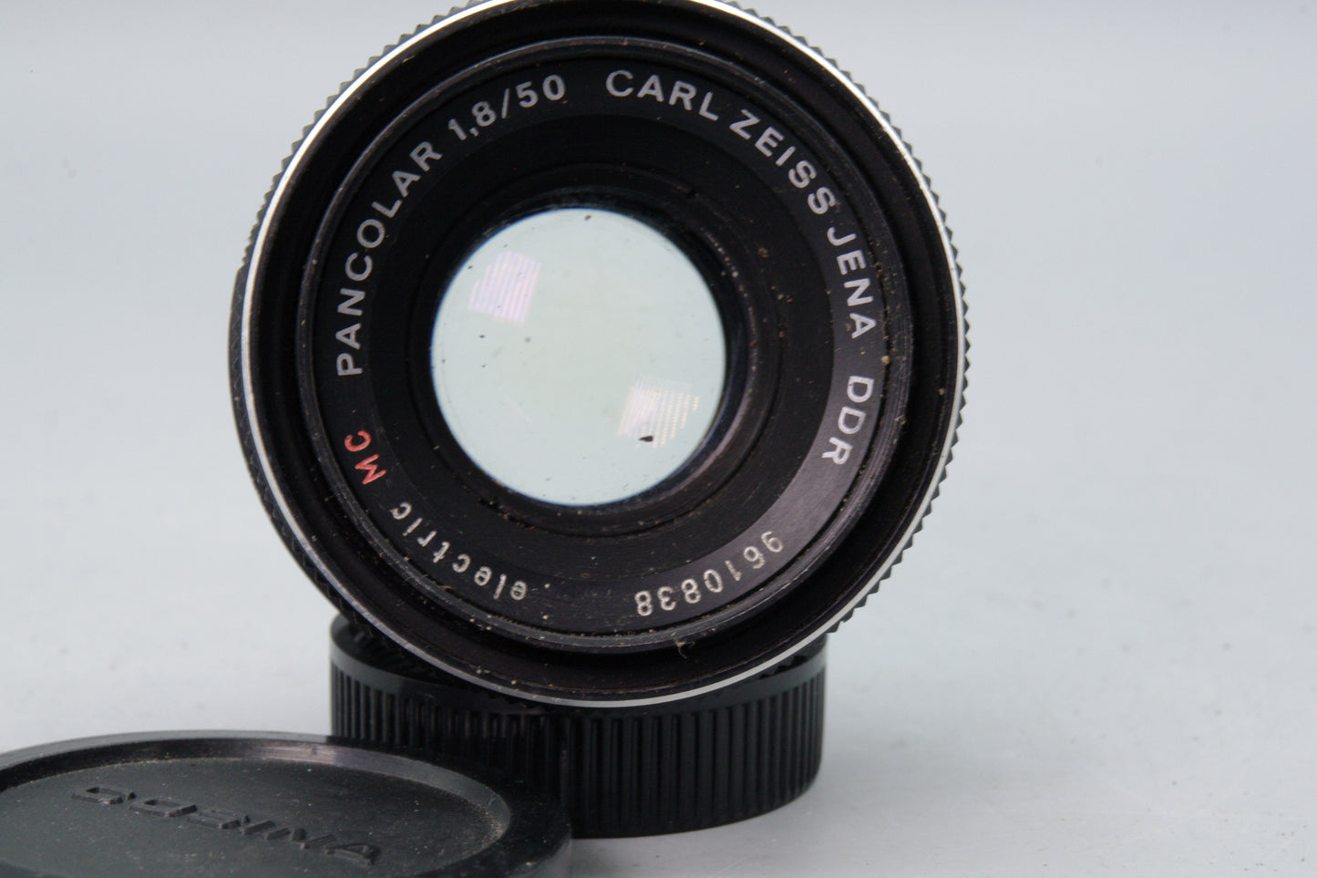 Carl Zeiss Jena MC Pancolar 50mm f/1.8 Lens – Electric – M42 Mount – VGC
