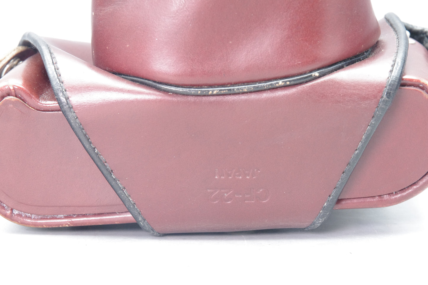 Nikon Brown CF‑22 Leather Case – Genuine Nikon – VGC