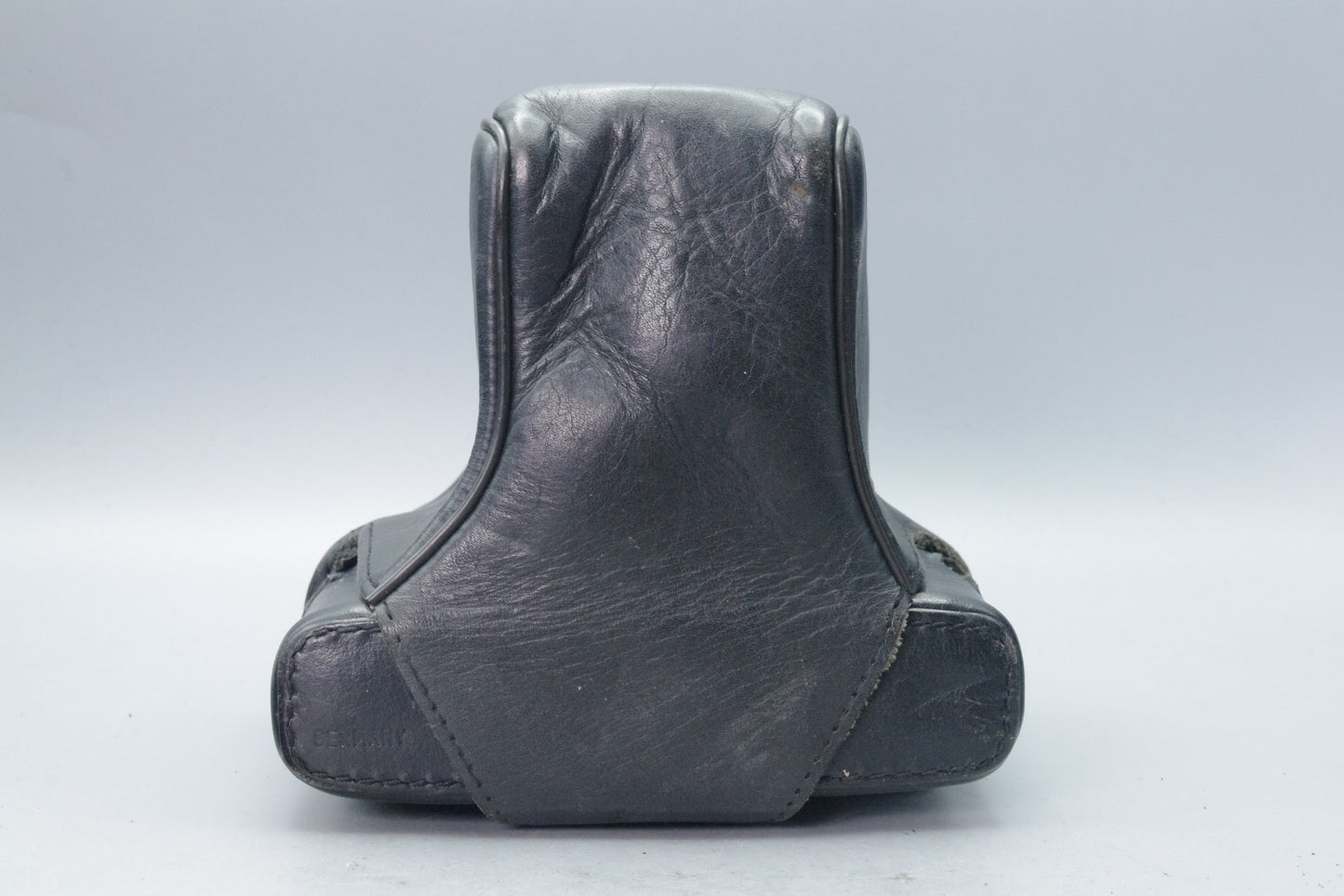 Leica R‑Series Soft Black Leather Case – Fits R3, R4, R5, R6 VGC