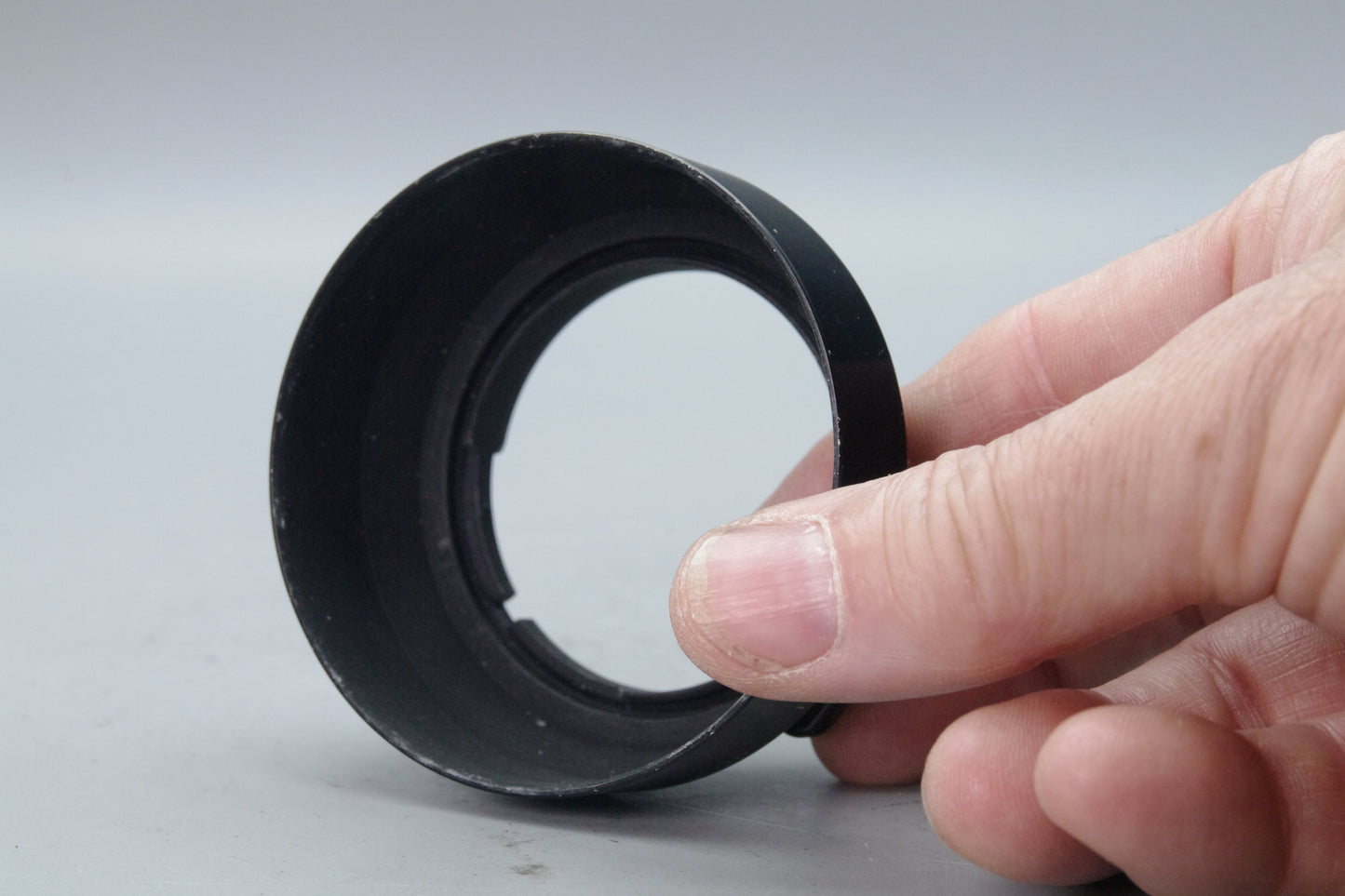 Genuine Nikon HS‑9 Metal Lens Hood – For Selected Nikkor 52mm Telephoto Lenses