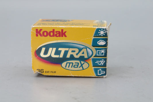 Kodak Ultra Max 800 36exp 35mm Film – Expired 2005 – Unopened Roll