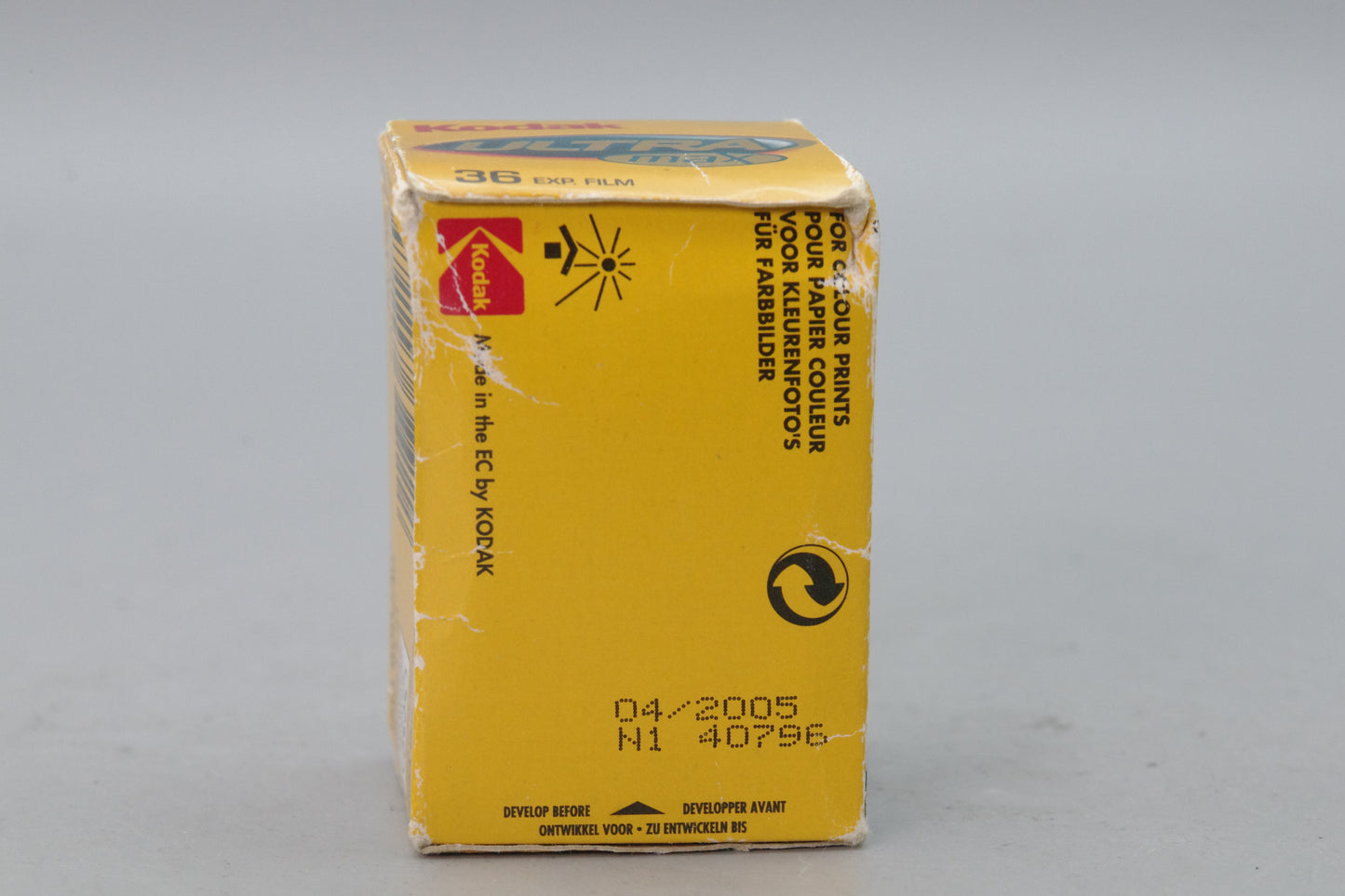 Kodak Ultra Max 800 36exp 35mm Film – Expired 2005 – Unopened Roll