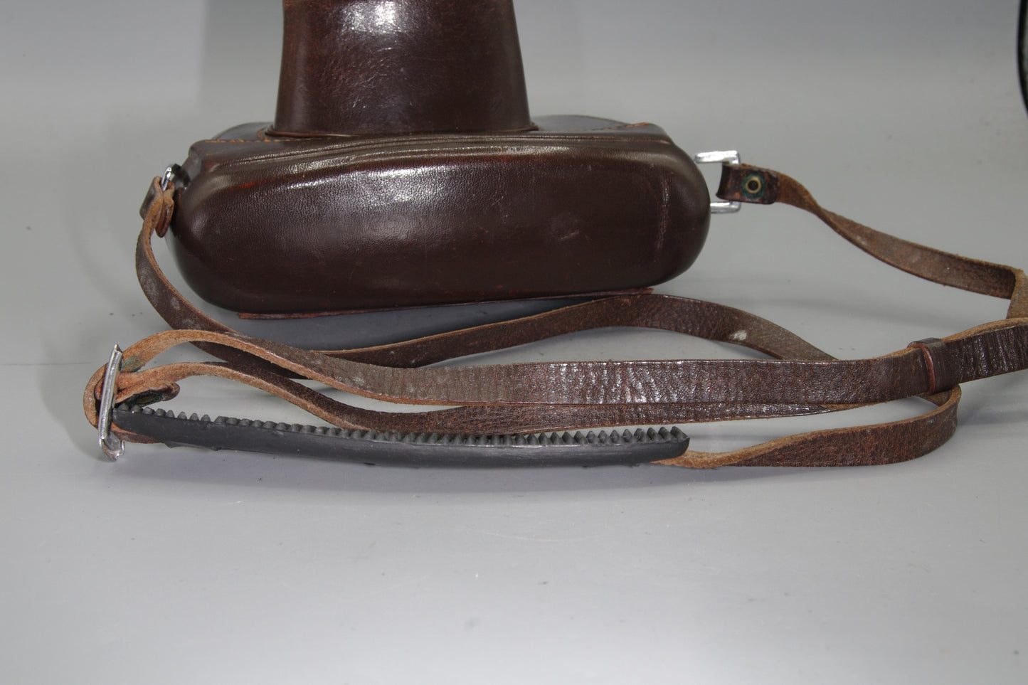 Leica M2 (may also fit M3, M4, M6 and MP) Brown Leather Case