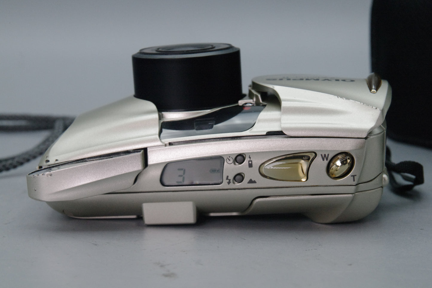 Olympus MJU Zoom II 80 Champagne Camera – 38–80mm Lens – VGC Tested