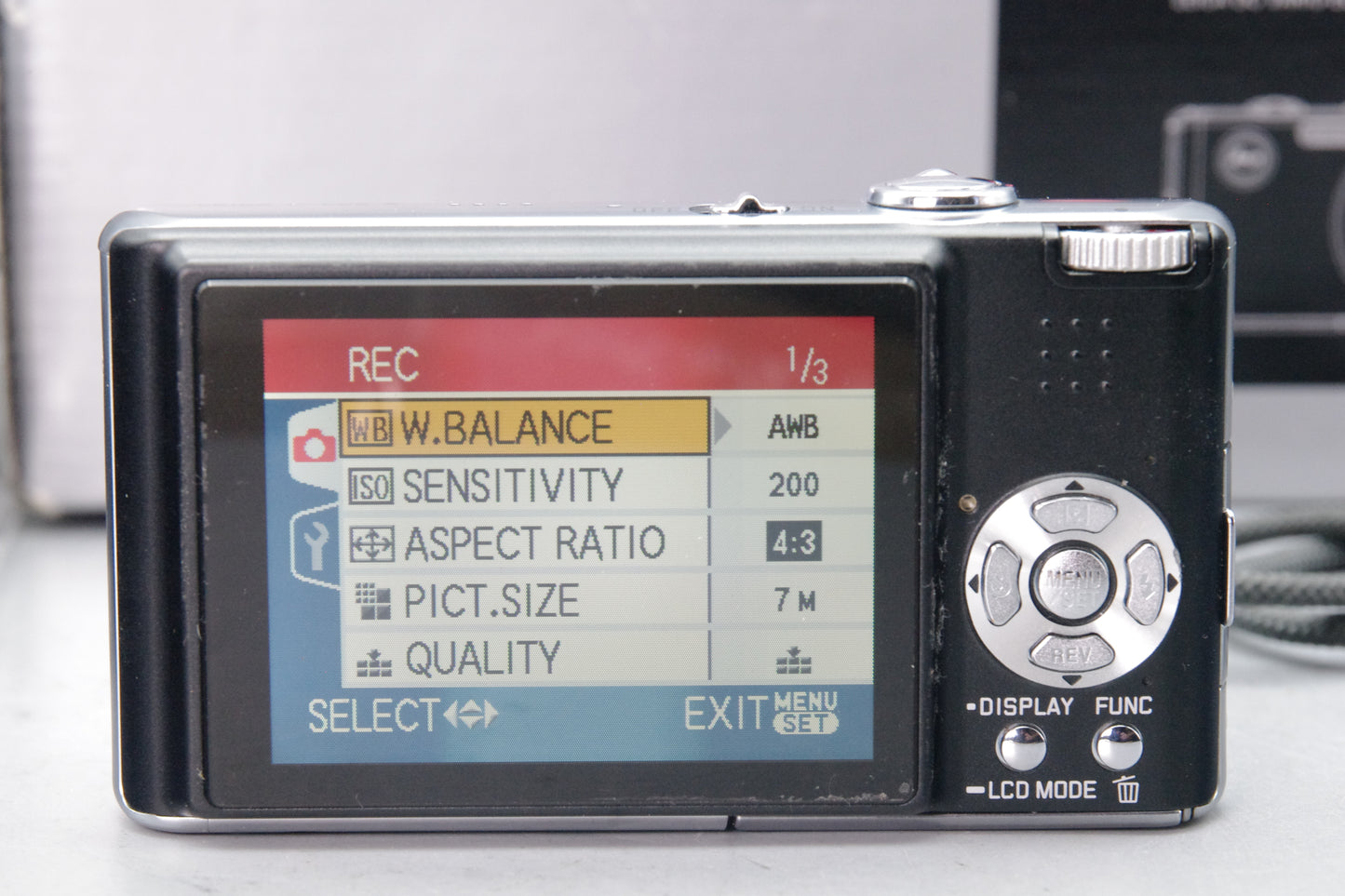 Leica C-Lux 2 Compact Camera Boxed With Charger -Excellent Condition