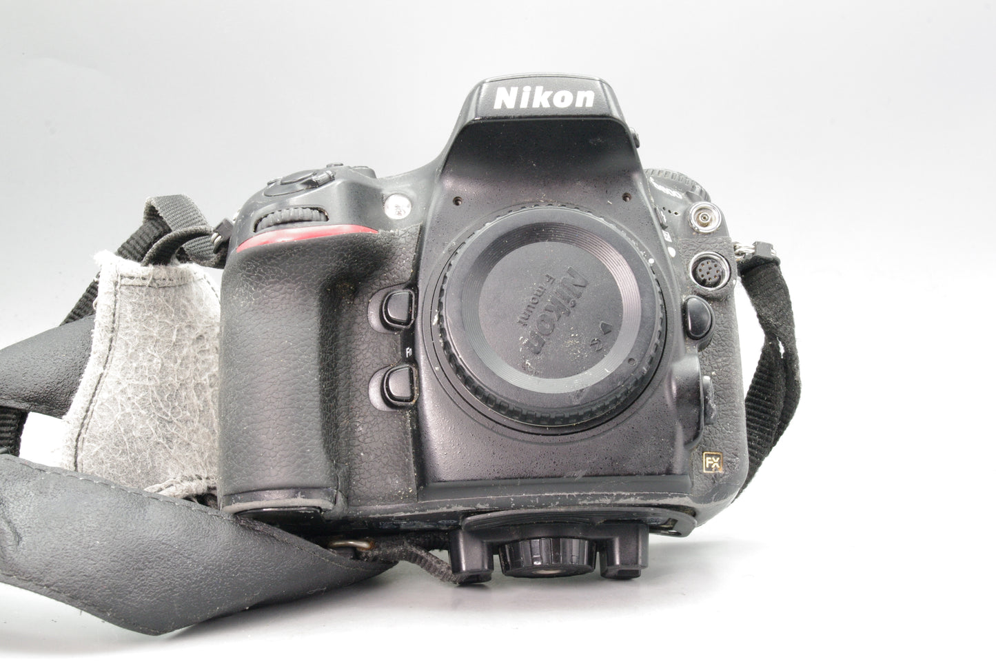 Nikon D800 36.3MP DSLR Body – Poor Cosmetic Condition – Working – 74,984