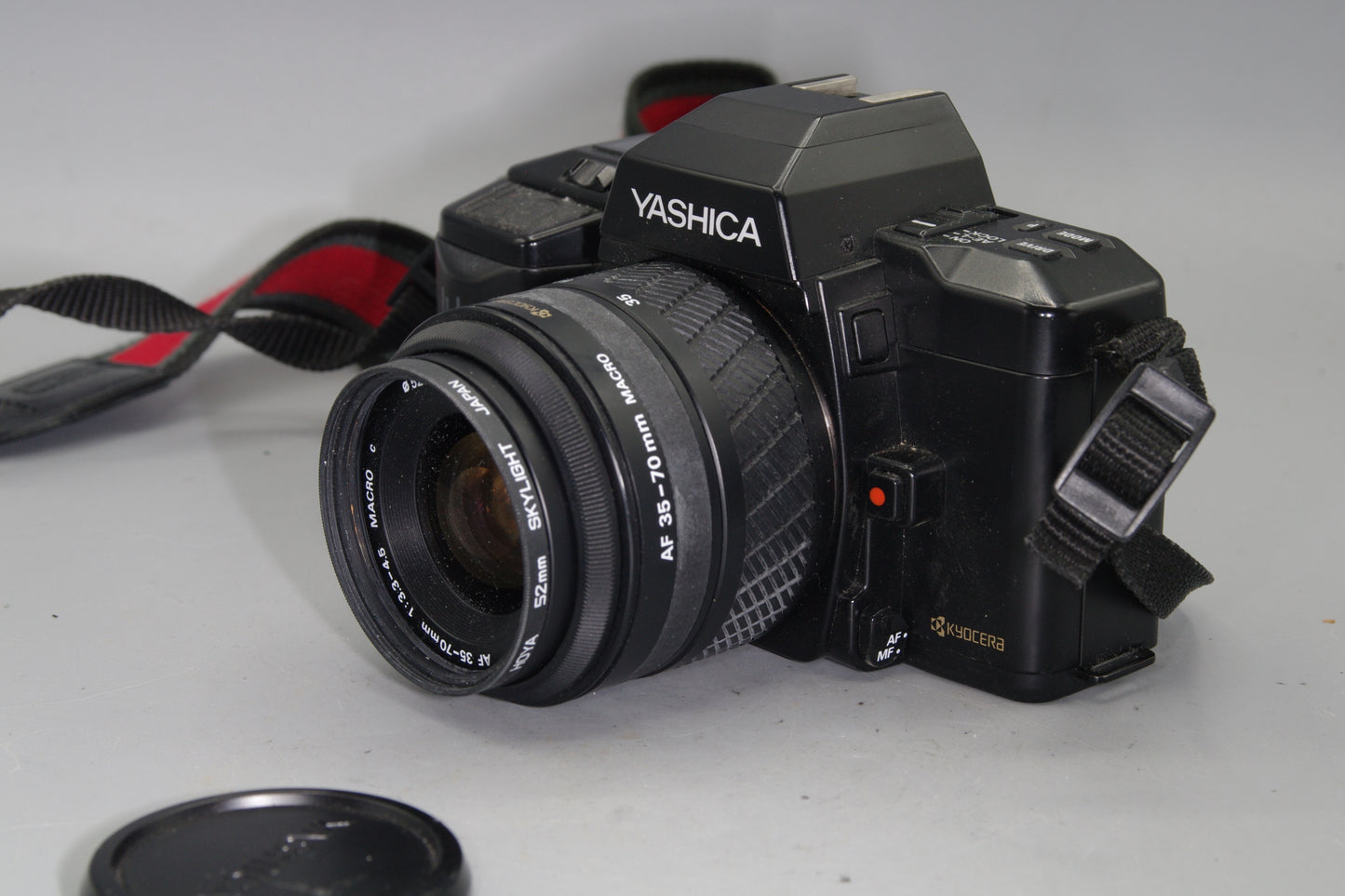 Yashica 200-AF 35mm SLR Camera + 35–70mm Lens – Autofocus Vintage Classic – Excellent
